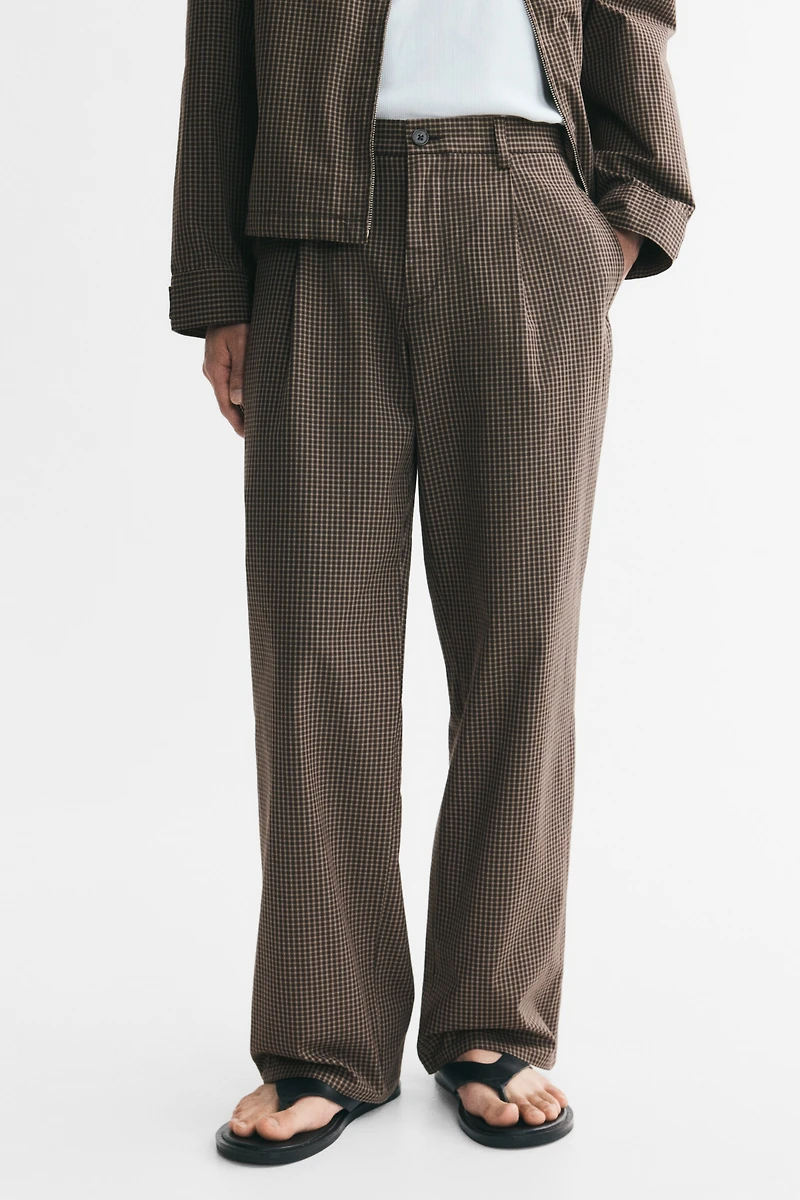Relaxed-Fit Wide-Leg Pants