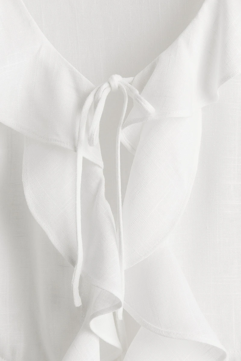 Flounced blouse