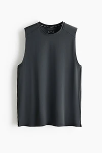 Muscle Fit Sports Tank Top with CoolMove™