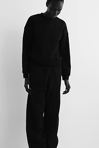 2-Piece Sweatshirt and Joggers Set