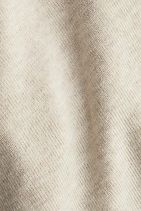 Chandail en tricot avec ceinture à nouer