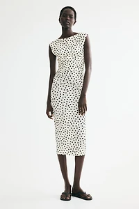 Robe à mancherons