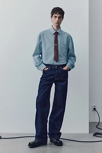 Loose-Fit Twisted Jeans