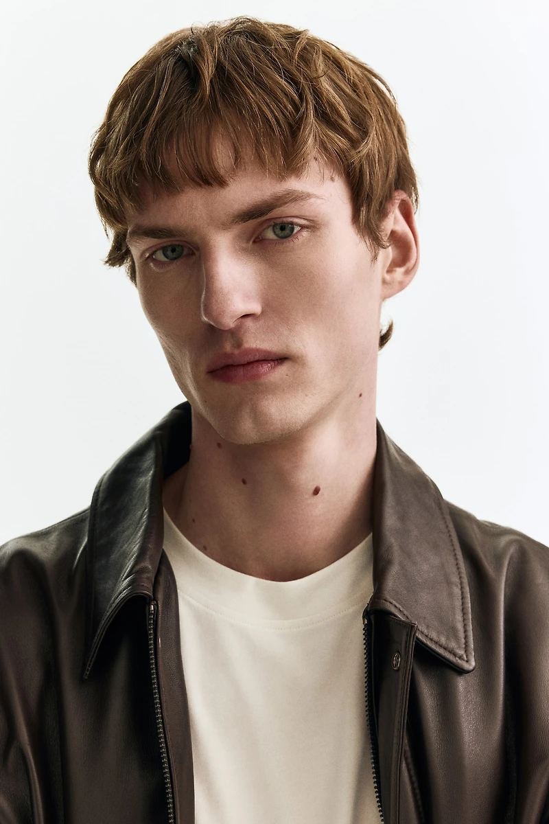 Loose-Fit Long-Sleeved T-Shirt