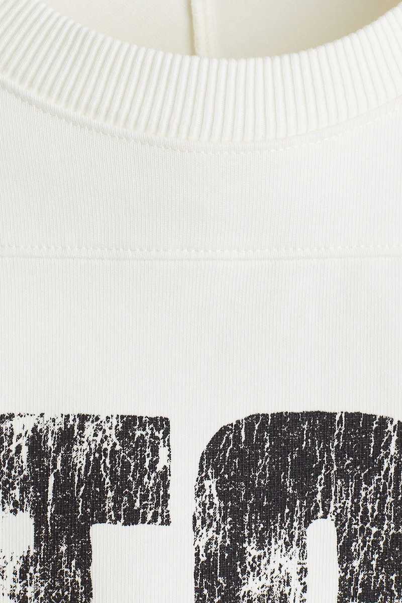 Oversized-Fit Cropped T-Shirt