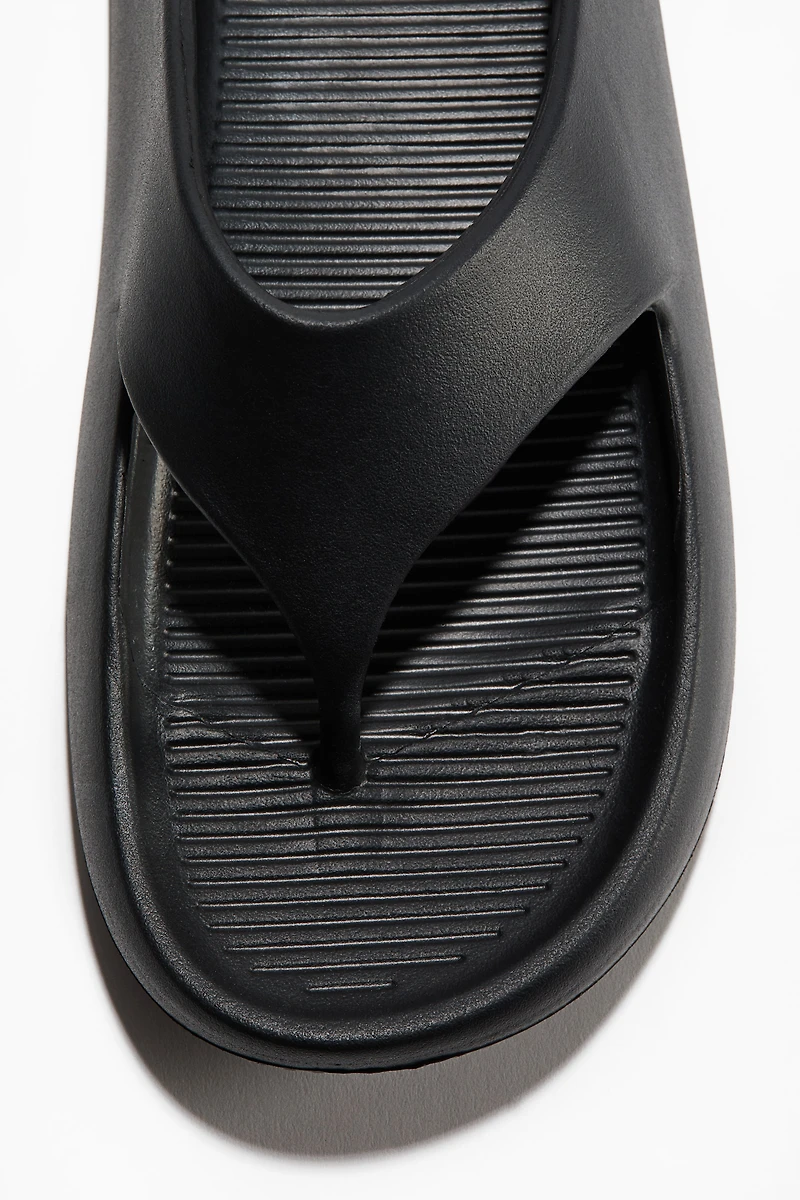 Chunky Flip-Flops
