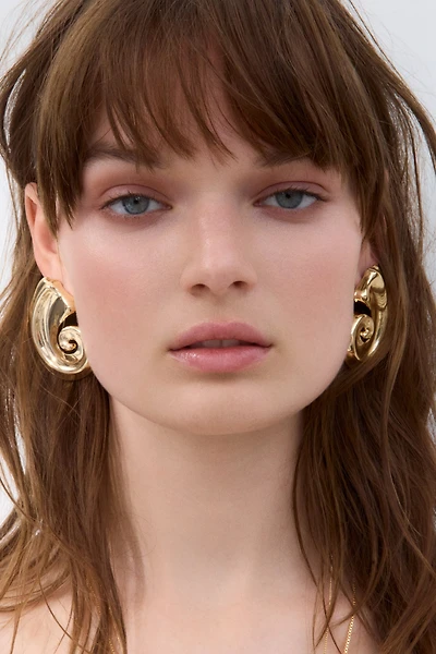 Seashell-Shaped Earrings
