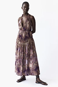 Robe froncée à dos nu