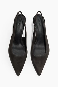 Escarpins en cuir velours avec bride arrière