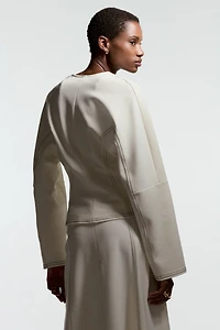 Haut à encolure en V