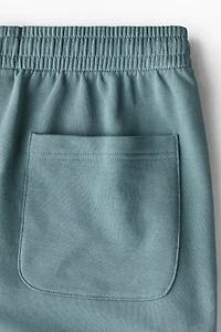 Short classique en molleton