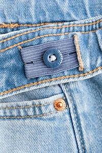 Jupe-short croisée en denim