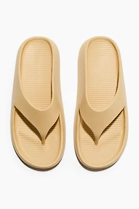 Chunky Flip-Flops