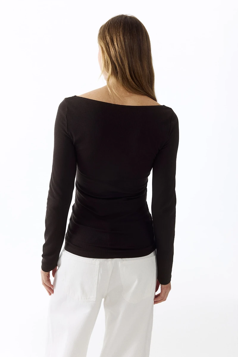 MAMA Lace-Trimmed Top