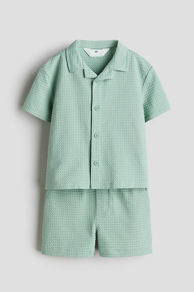 2-Piece Shirt and Shorts Set
