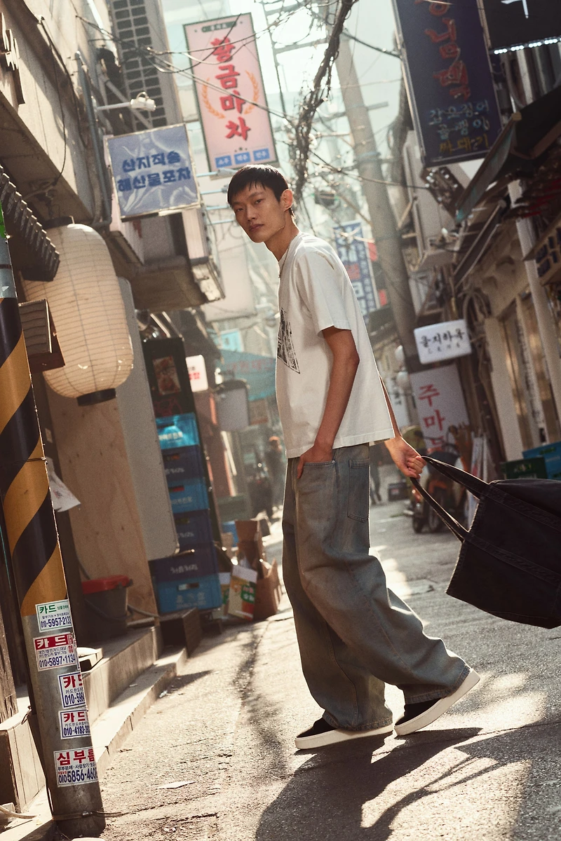 Loose-Fit Printed T-Shirt