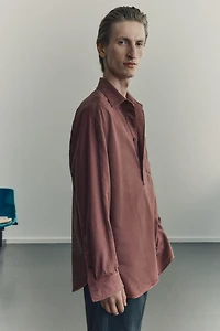 Loose-Fit Pullover Shirt