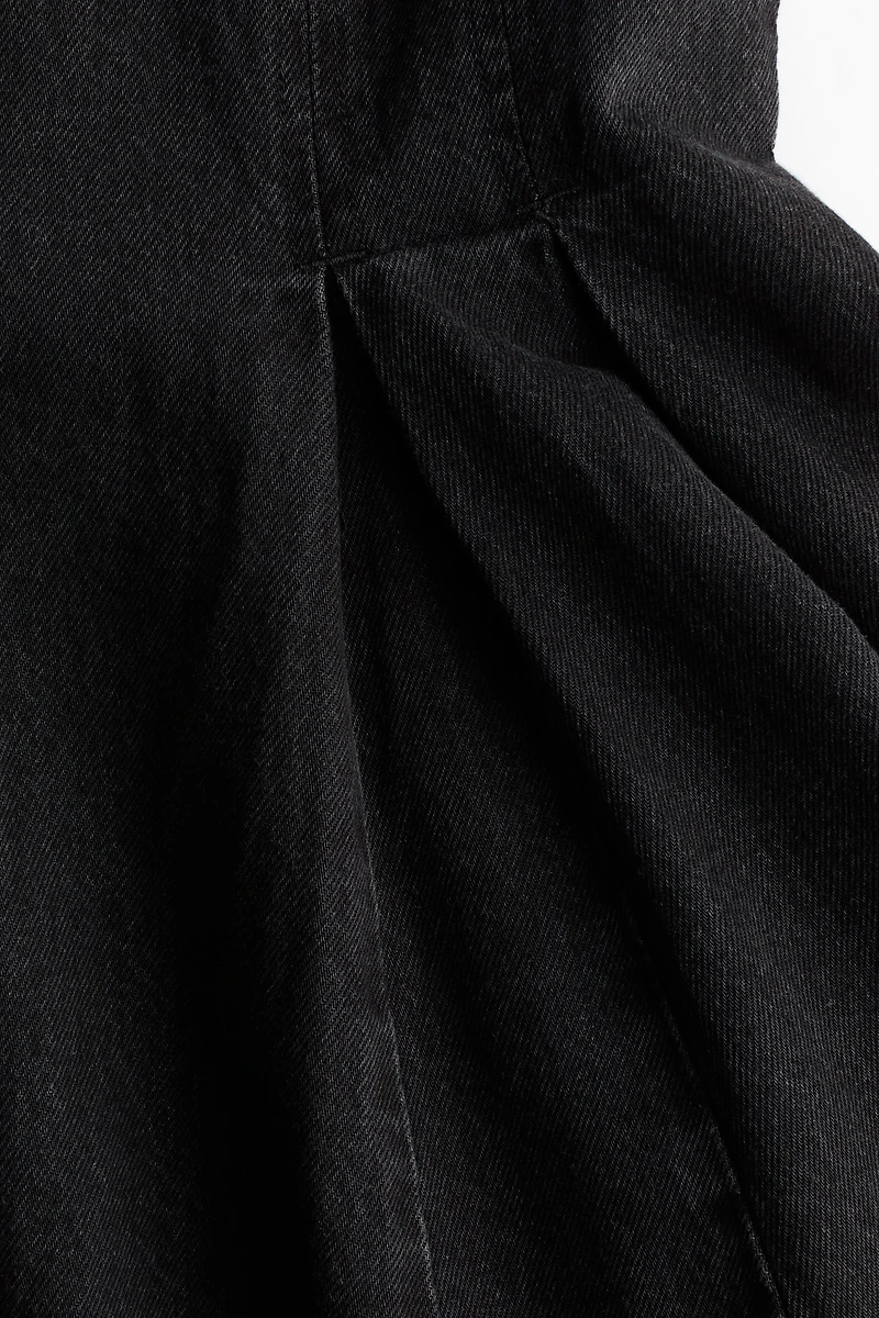 Robe en denim avec jupe évasée