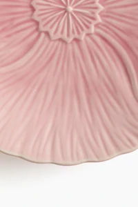 Flower-Shaped Medium-Sized Stoneware Plate