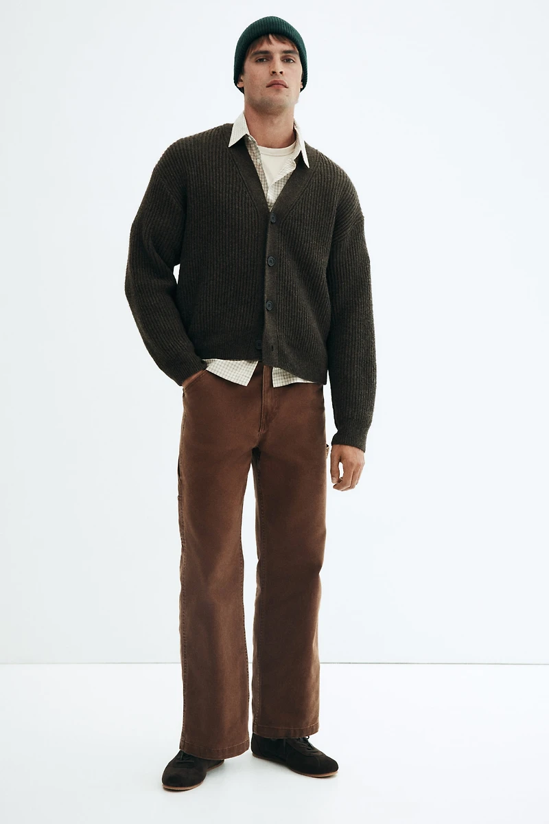 Loose-Fit Rib-Knit Cardigan