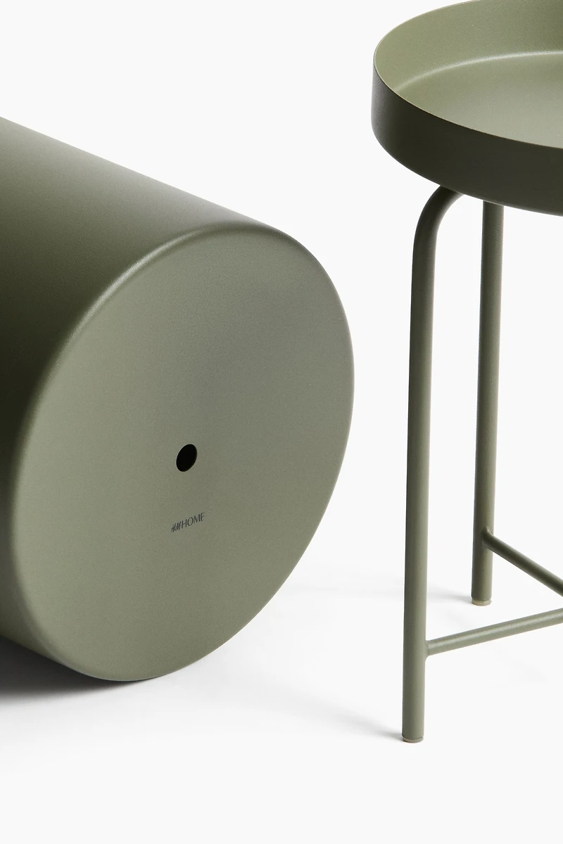 Metal Plant Pot with Stand