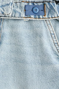 Baggy-Fit Cargo Jeans