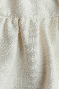 Robe en tissu jacquard