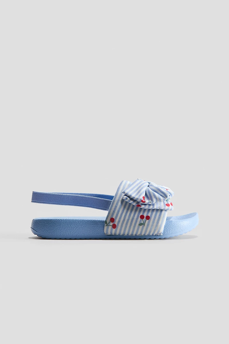 Claquettes de piscine