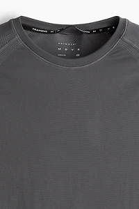 Muscle Fit Sports T-Shirt with DryMove™