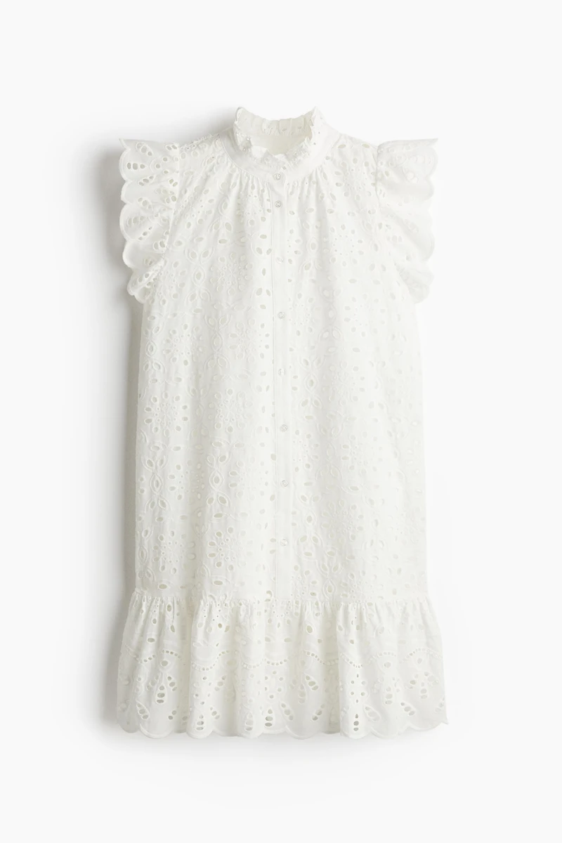 Robe en broderie anglaise