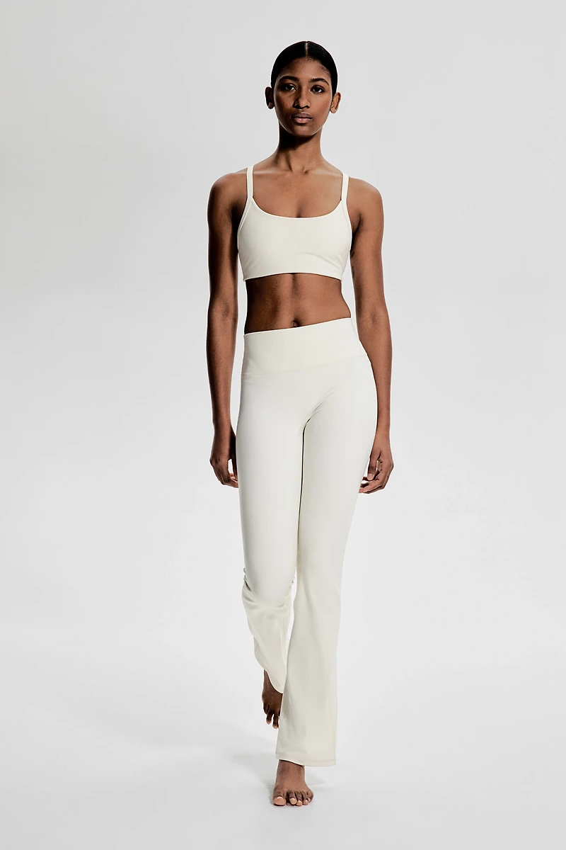 Medium Support Sports Bra with SoftMove™
