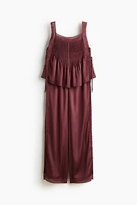 Pyjama en satin avec plis nervure