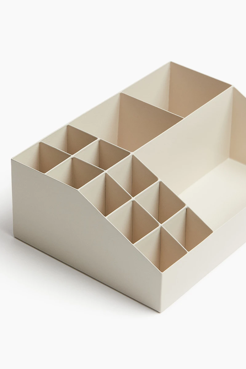 Rangement multiusage en métal