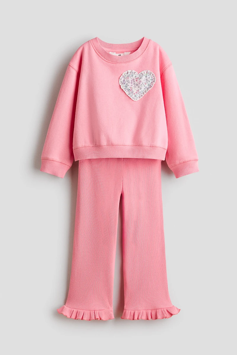 2-Piece Set with Motif