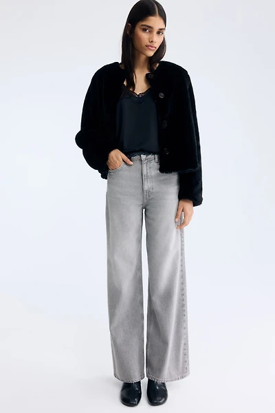 Wide-Leg Ultra High Jeans