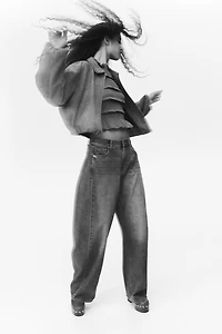 Barrel Regular Waist Jeans