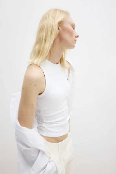 Cooling Slim-Fit Ribbed Shelf-Bra Tank Top