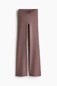 Flared Yoga Leggings with SoftMove™