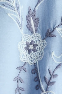 Blouse brodée