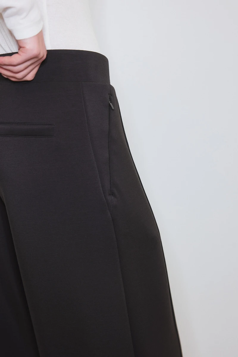 Cooling Relaxed-Fit Wide-Leg Pants