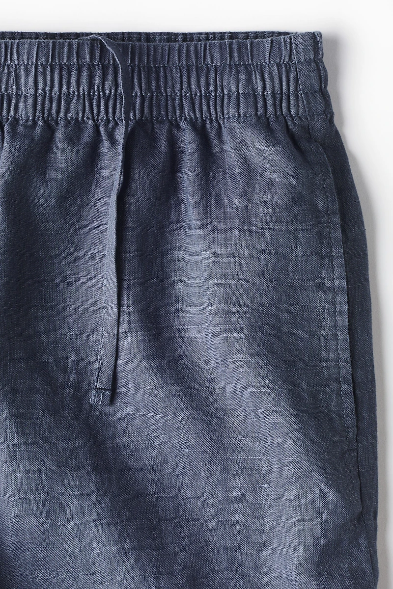 Relaxed-Fit Linen Shorts