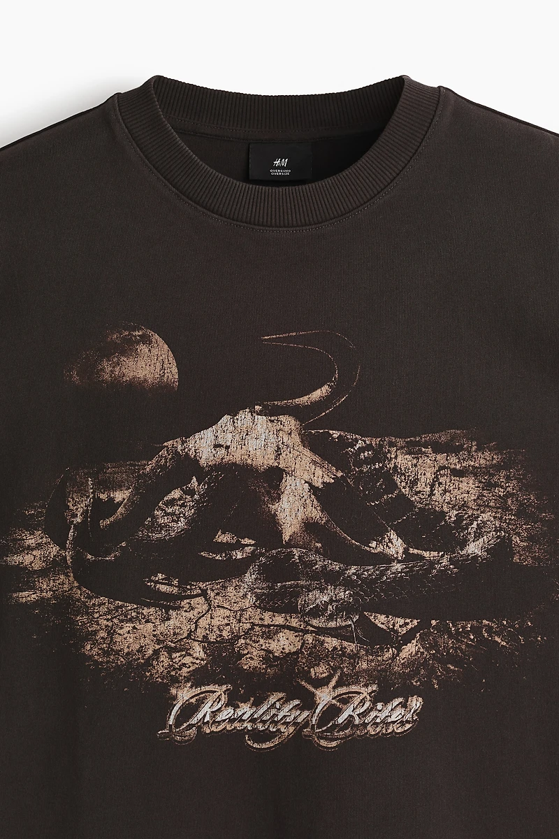 Oversized Fit Boxy-style t-shirt