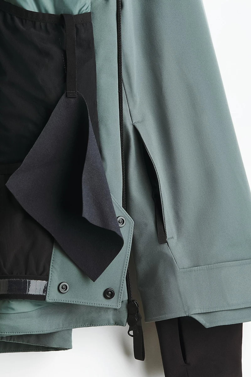 Ski Jacket with StormMove™