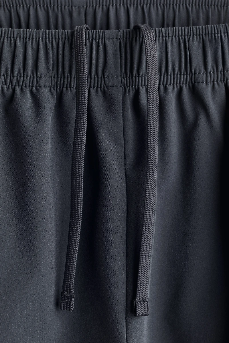 Sports Shorts with DryMove™
