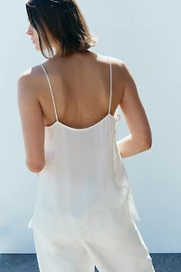 Haut en viscose avec dentelle