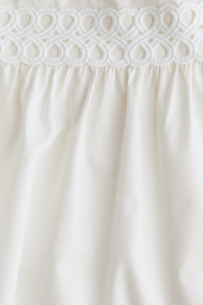 Puff-Sleeved Poplin Dress