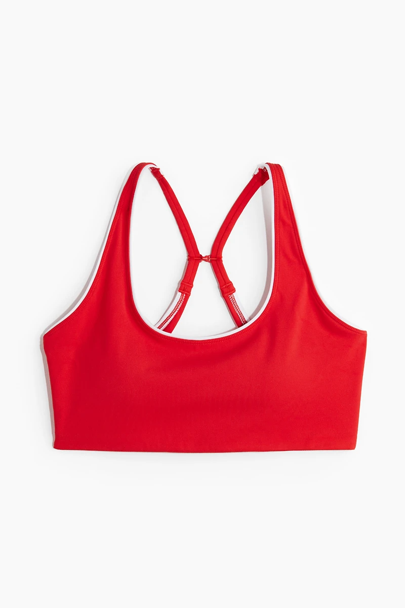 Light Support Sports Bra with DryMove™
