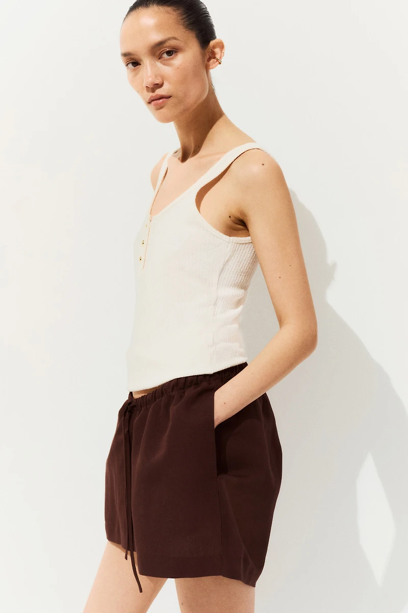 MAMA Before & After Linen-Blend Shorts