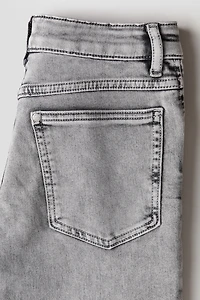 Relaxed Tapered Fit Jeans