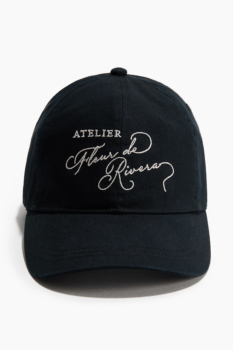 Embroidered-motif Twill Cap